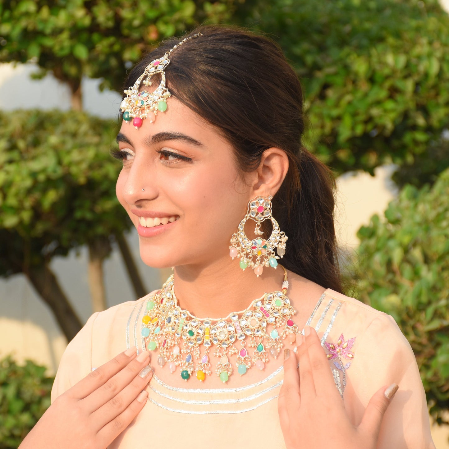 Multicolor Kundan Necklace Set