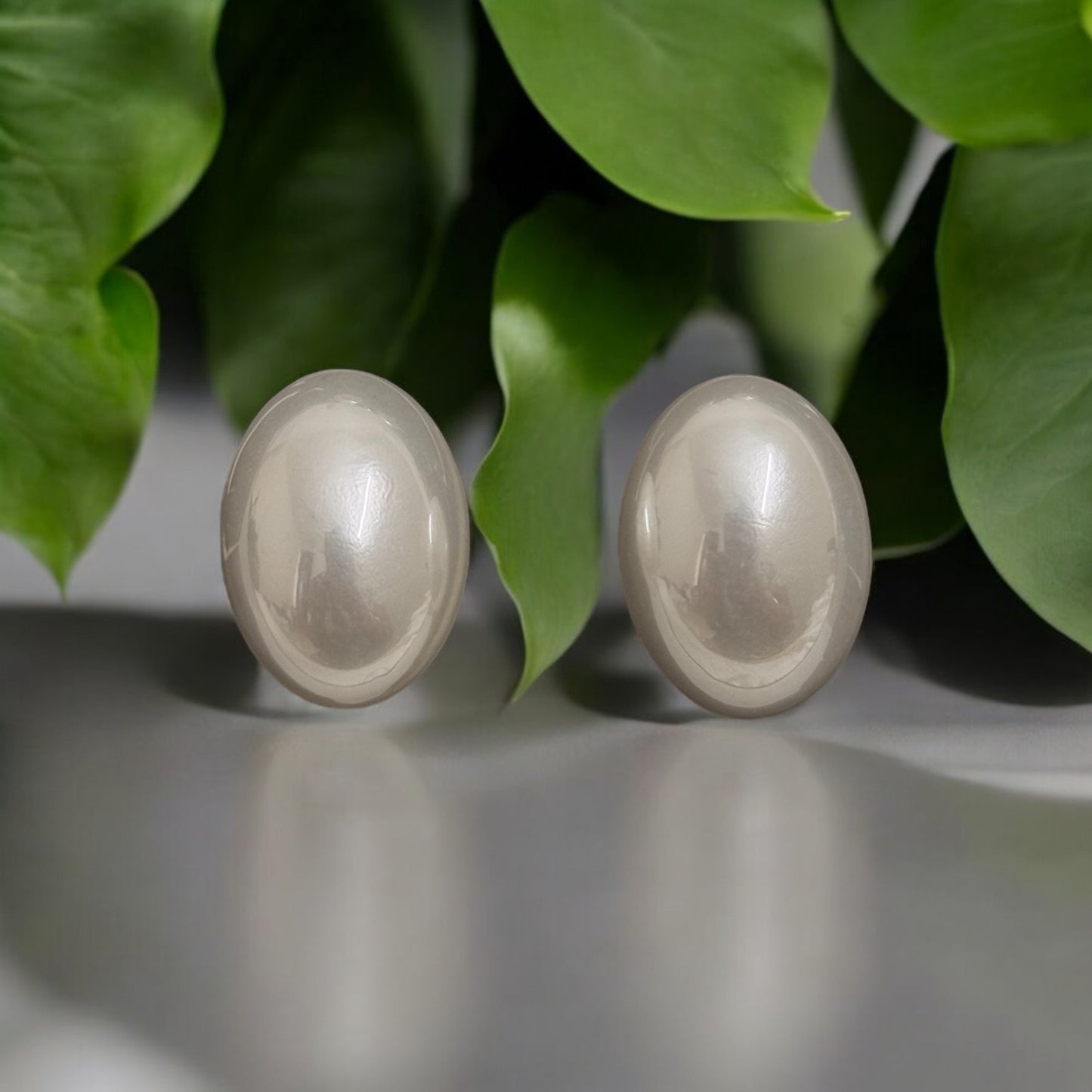 Oval Pearl Earrings