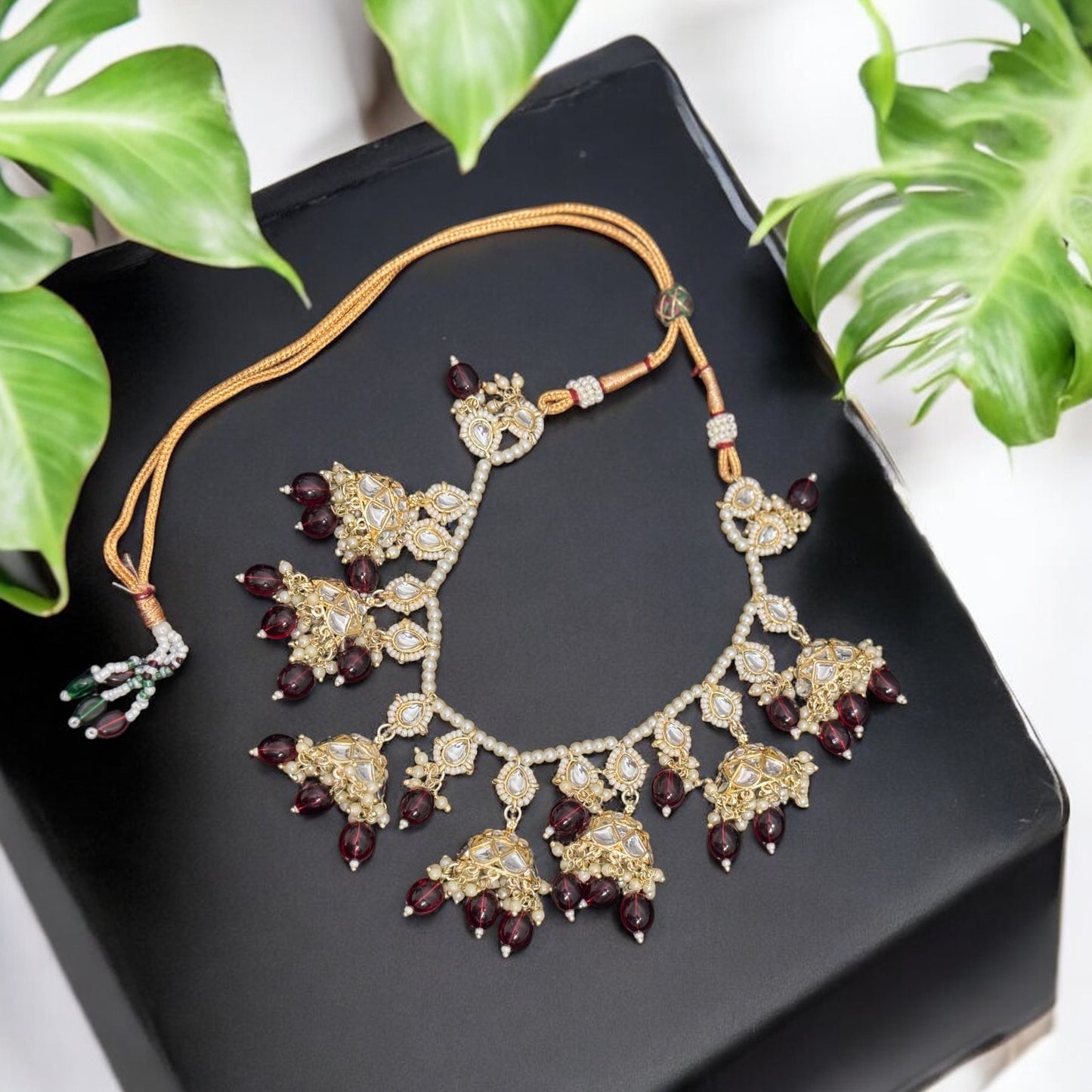 Kundan Necklace Set with Mangtikka